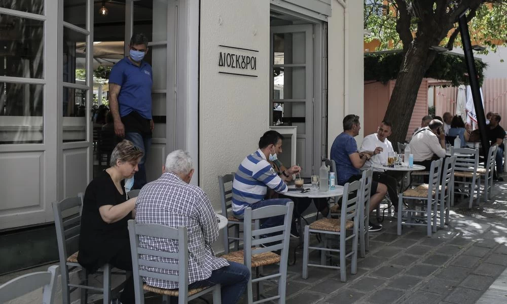 Χαλαρώνει ο ''κλοιός'' των μέτρων - Τι εισηγείται η κυβέρνηση